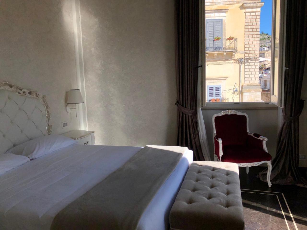 Palazzo Favacchio - Patane Hotel Scicli Buitenkant foto
